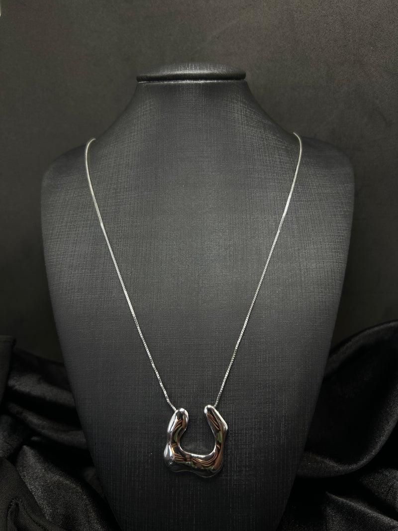 Cordão Longo Com Pingente Orgânico