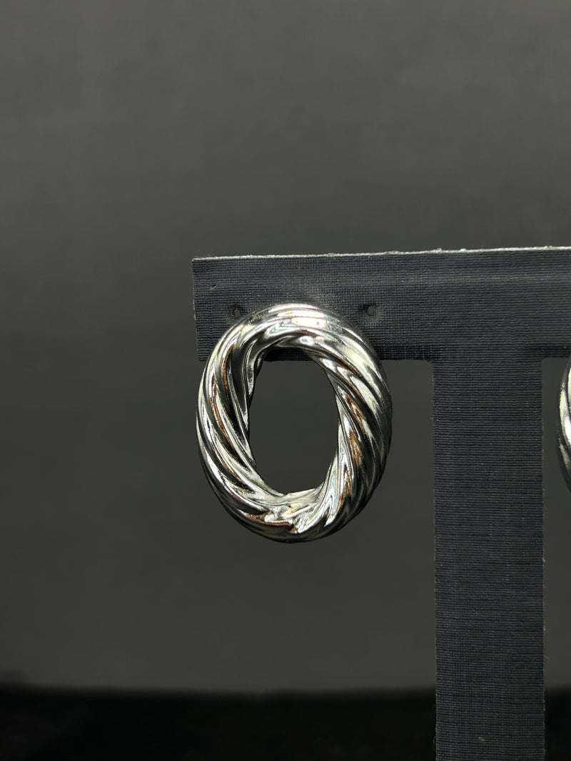 Argola Frontal Oval Torcida